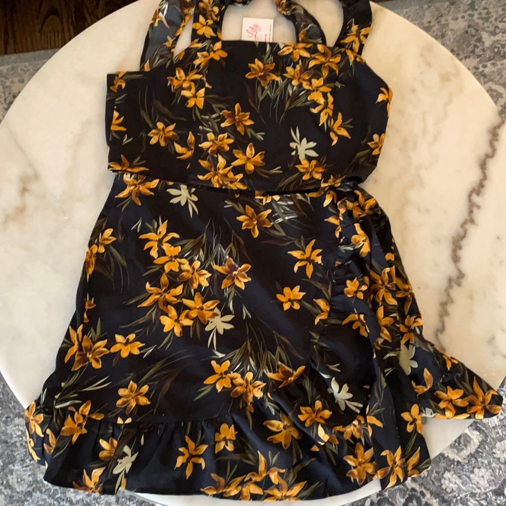 Pink Lily Boutique two piece skirt set. Size XL